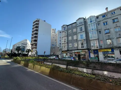 Piso en Avenida de Valdecilla, 7